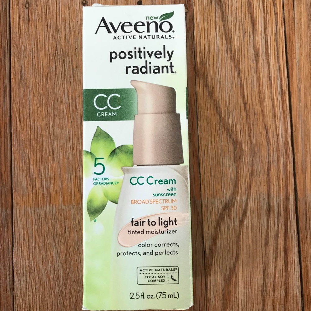 NEW Aveeno Fair to Light CC Cream